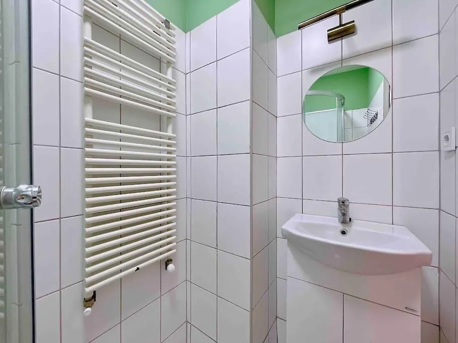 5 Downtown Vintage Apartment With Balcony Budapest